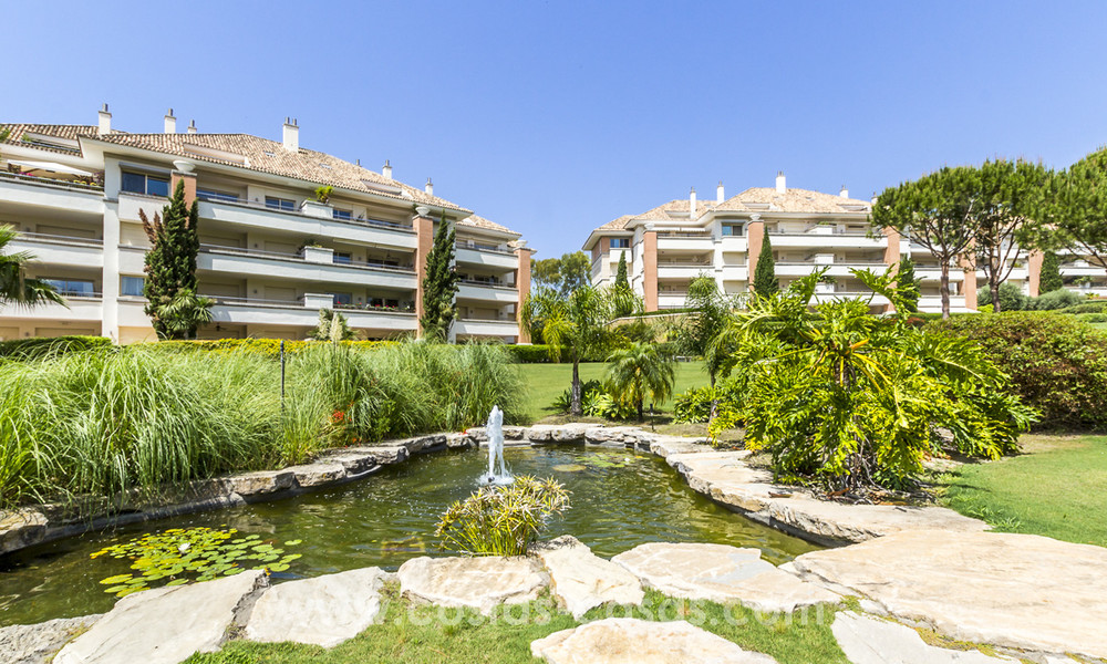 Appartements de luxe intemporels à vendre avec vue sur la mer sur le Golden Mile, entre Puerto Banus et Marbella 22543