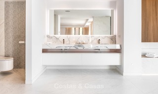 Exquise villa de luxe moderne à vendre, côté plage Puerto Banus, Marbella 9520 
