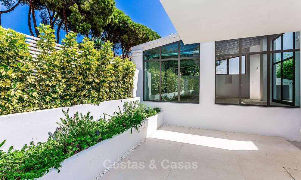Exquise villa de luxe moderne à vendre, côté plage Puerto Banus, Marbella 9563