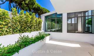 Exquise villa de luxe moderne à vendre, côté plage Puerto Banus, Marbella 9563 