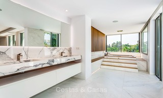 Exquise villa de luxe moderne à vendre, côté plage Puerto Banus, Marbella 9564 