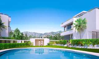 Magnifiques maisons jumelées modernes à vendre, à distance de marche de la plage et des commodités à Fuengirola, Costa del Sol 9495 