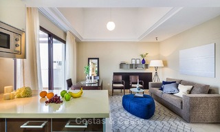 Appartements première ligne de golf à vendre dans un centre de vacances 4 étoiles avec vue sur le golf, la montagne et la mer - Estepona - Costa del Sol 9918 