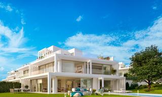 Nouvelles villas jumelées contemporaines avec vue imprenable sur mer à vendre, directement sur le golf à Sotogrande, Costa del Sol 9931 