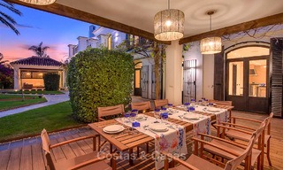 Villa palatiale de style méditerranéen à vendre dans un quartier résidentiel prestigieux côté plage, Guadalmina Baja, Marbella 9975 