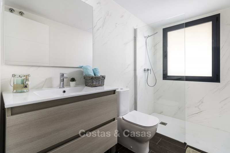 A vendre ! Prêt à emménager dans ces nouveaux appartements de golf avec vue sur mer et à distance de marche de la plage - Casares, Costa del Sol 11120 