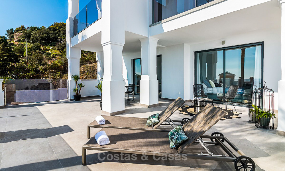 Appartements de luxe spacieux et modernes à vendre dans une nouvelle centre de bien-être avec vue imprenable sur la mer, Manilva, Costa del Sol 10110
