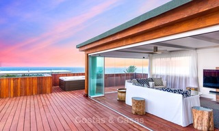 Exquise villa deuxième ligne de plage avec une vue imprenable sur la mer, entièrement rénovée - Puente Romano, Golden Mile, Marbella 10017 