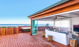 Exquise villa deuxième ligne de plage avec une vue imprenable sur la mer, entièrement rénovée - Puente Romano, Golden Mile, Marbella 10018 