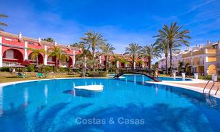 A vendre, spacieuse maison jumelée avec vue magnifique sur la mer, dans un complexe prestigieux en front de mer - Marbella Est 10065 