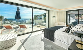 Somptueuse villa entièrement rénovée avec vue magnifique sur mer à vendre à El Madroñal, Benahavis – Marbella 10082 