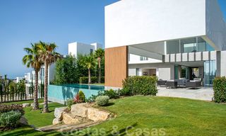 Villa de luxe contemporaine, neuve, avec vue panoramique sur la mer à vendre, dans un complexe de golf exclusif, Benahavis - Marbella 26524 