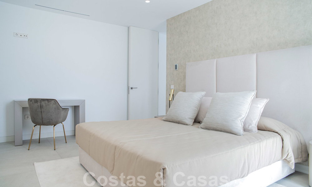 Villa de luxe contemporaine, neuve, avec vue panoramique sur la mer à vendre, dans un complexe de golf exclusif, Benahavis - Marbella 26539