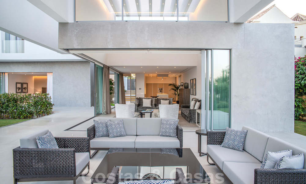 Villa de luxe contemporaine, neuve, avec vue panoramique sur la mer à vendre, dans un complexe de golf exclusif, Benahavis - Marbella 26546