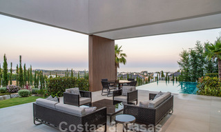 Villa de luxe contemporaine, neuve, avec vue panoramique sur la mer à vendre, dans un complexe de golf exclusif, Benahavis - Marbella 26550 