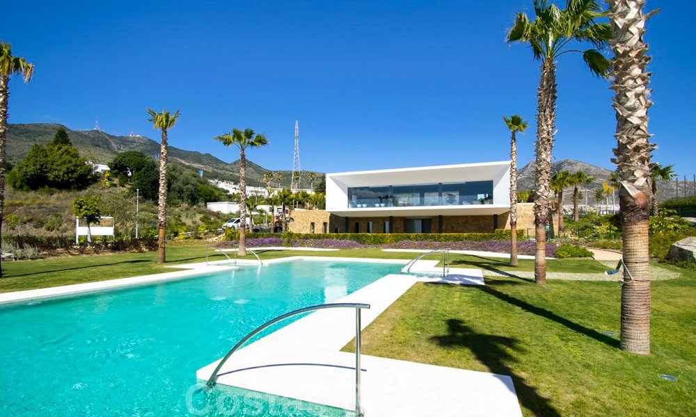 Spacieuses villas exclusives avec vue panoramique sur la mer à vendre - Benalmadena, Costa del Sol 26504