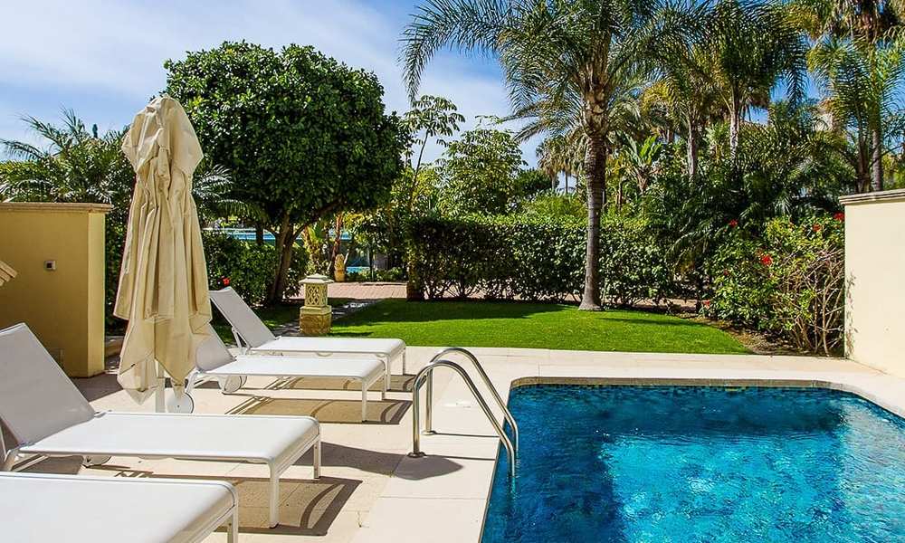 Spectaculaire appartement duplex en première ligne de plage à vendre, dans un complexe extraordinaire, Puerto Banus, Marbella 10219