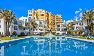 Charmant, très spacieux appartement duplex en rez-de-chaussée à vendre, première ligne de plage - Cabopino, Marbella Est 10266 