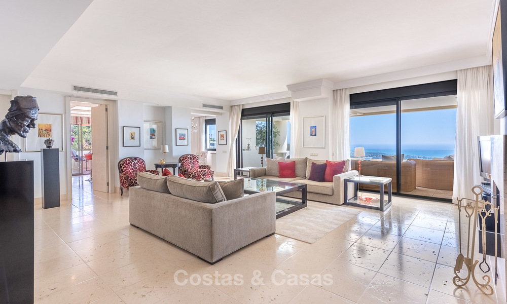 Penthouse moderne, impressionnant et très luxueux avec vue panoramique sur mer à vendre, Marbella Est, Marbella 10282