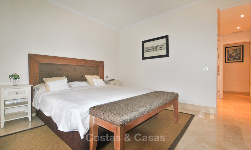 Magnifique appartement de luxe de 6 chambres à coucher dans un complexe exclusif à vendre sur le prestigieux Golden Mile, Marbella 10402