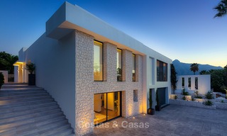 Villa de luxe opulente et contemporaine à vendre dans la vallée du Golf de Nueva Andalucía, Marbella 10432 