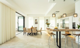 Villa de luxe opulente et contemporaine à vendre dans la vallée du Golf de Nueva Andalucía, Marbella 10440 