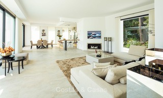 Villa de luxe opulente et contemporaine à vendre dans la vallée du Golf de Nueva Andalucía, Marbella 10441 