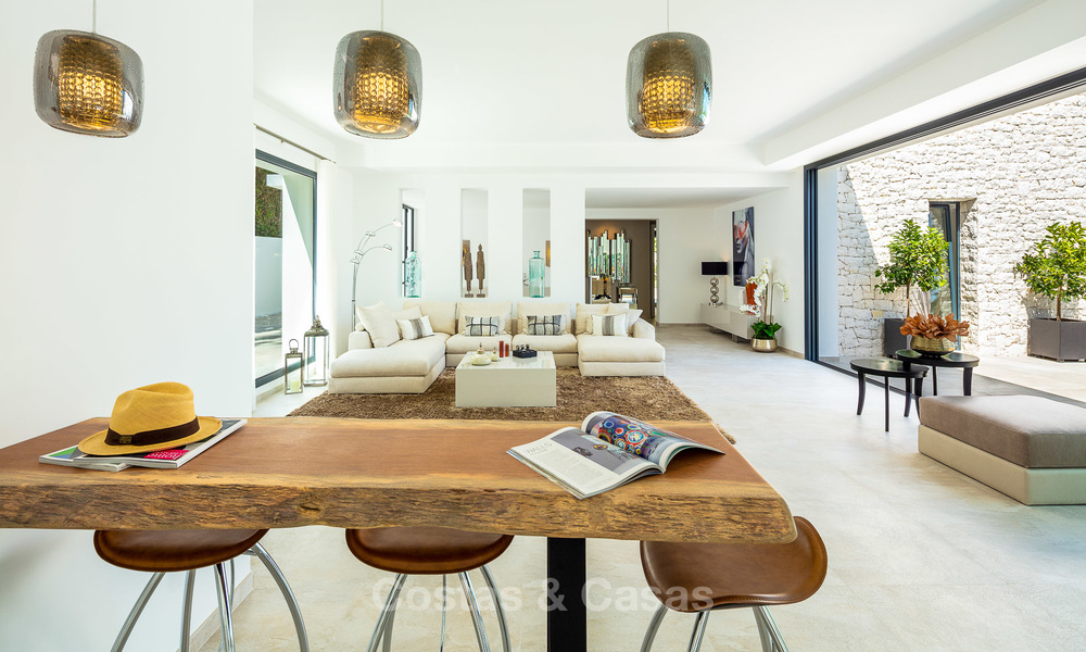 Villa de luxe opulente et contemporaine à vendre dans la vallée du Golf de Nueva Andalucía, Marbella 10444
