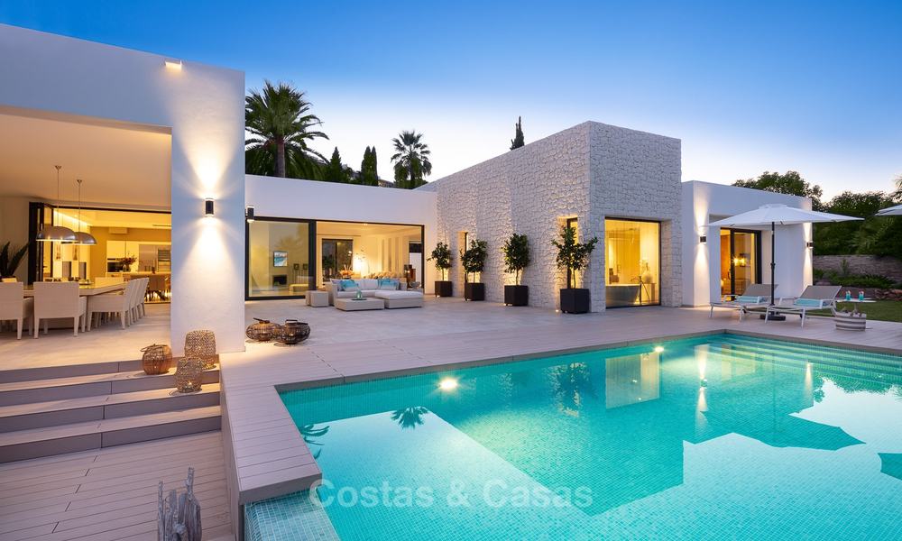Villa de luxe opulente et contemporaine à vendre dans la vallée du Golf de Nueva Andalucía, Marbella 10451