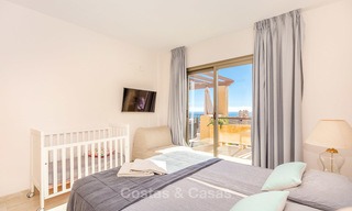 Penthouse de luxe avec vue panoramique sur la mer et les montagnes à vendre, Benahavis, Marbella 10526 