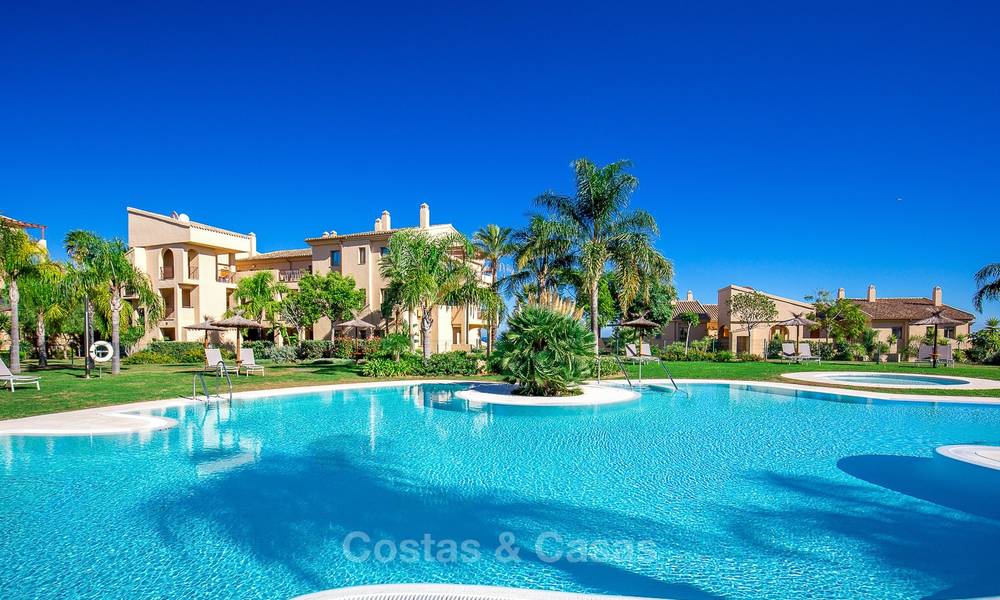 Penthouse de luxe avec vue panoramique sur la mer et les montagnes à vendre, Benahavis, Marbella 10543