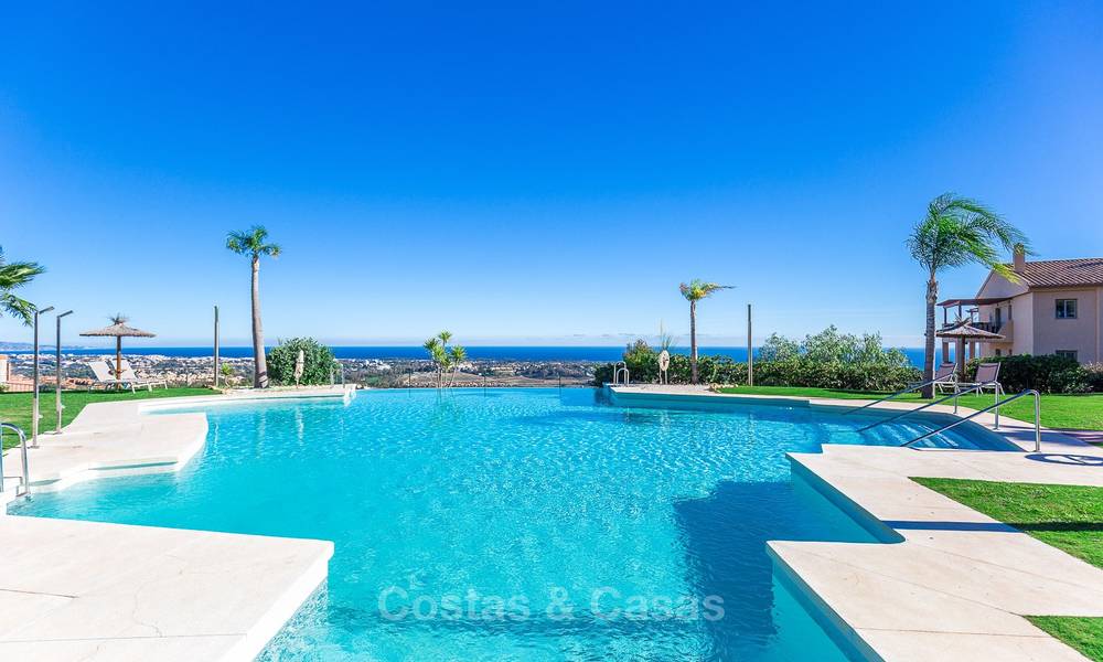 Penthouse de luxe avec vue panoramique sur la mer et les montagnes à vendre, Benahavis, Marbella 10549