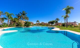 Appartement de luxe avec vue panoramique sur la mer, le golf et les montagnes à vendre, Benahavis, Marbella 10554 