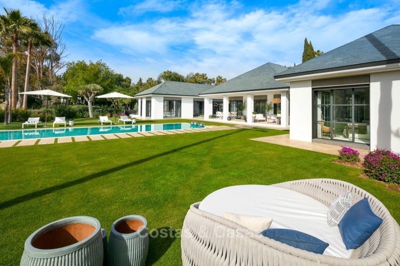 Spectaculaire villa de luxe moderne à vendre sur le golf de Las Brisas, Nueva Andalucia, Marbella 10635 