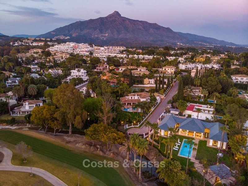 Spectaculaire villa de luxe moderne à vendre sur le golf de Las Brisas, Nueva Andalucia, Marbella 10643 