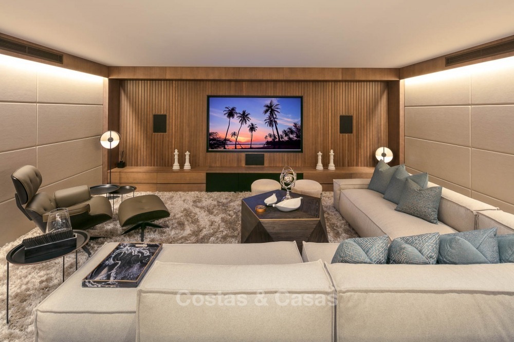 Spectaculaire villa de luxe moderne à vendre sur le golf de Las Brisas, Nueva Andalucia, Marbella 10646