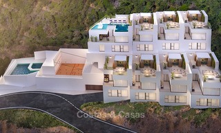 Charmantes maisons de ville neuves d'excellent rapport qualité/prix à vendre dans le centre-ville de Benahavis, Marbella 10984 
