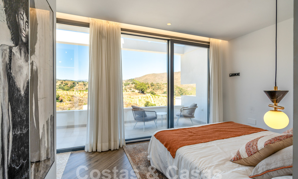 Nouvelles villas de luxe modernes et exclusives dans un complexe de golf à vendre à Mijas, Costa del Sol 56663