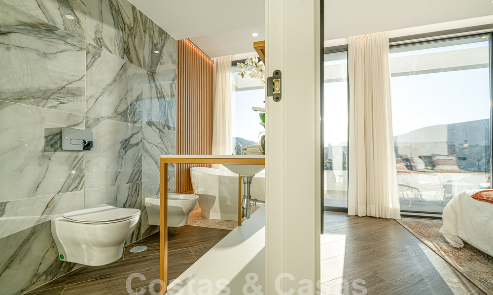 Nouvelles villas de luxe modernes et exclusives dans un complexe de golf à vendre à Mijas, Costa del Sol 56668