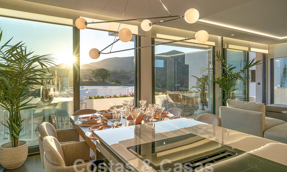 Nouvelles villas de luxe modernes et exclusives dans un complexe de golf à vendre à Mijas, Costa del Sol 56672