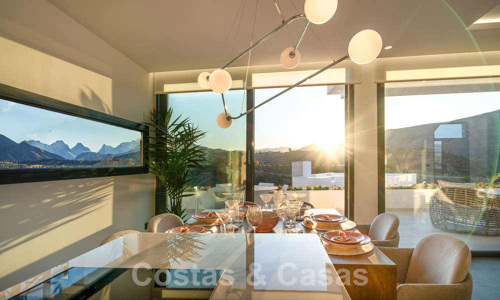 Nouvelles villas de luxe modernes et exclusives dans un complexe de golf à vendre à Mijas, Costa del Sol 56675