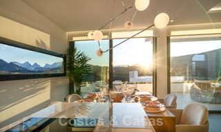 Nouvelles villas de luxe modernes et exclusives dans un complexe de golf à vendre à Mijas, Costa del Sol 56675 