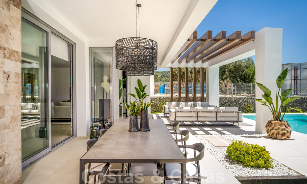 Des villas de golf contemporaines exclusives avec une vue imprenable sur la mer à vendre - East Marbella 26707