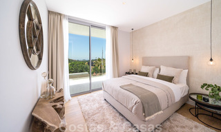 Des villas de golf contemporaines exclusives avec une vue imprenable sur la mer à vendre - East Marbella 26711 