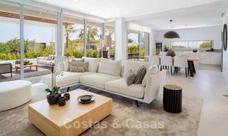 Des villas de golf contemporaines exclusives avec une vue imprenable sur la mer à vendre - East Marbella 26721 