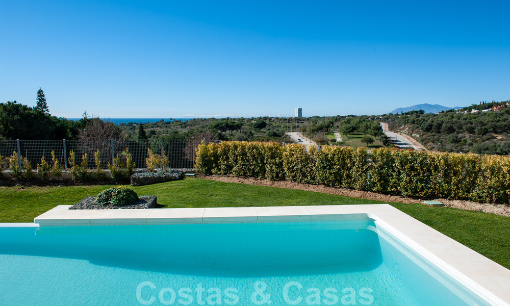 Des villas de golf contemporaines exclusives avec une vue imprenable sur la mer à vendre - East Marbella 39136
