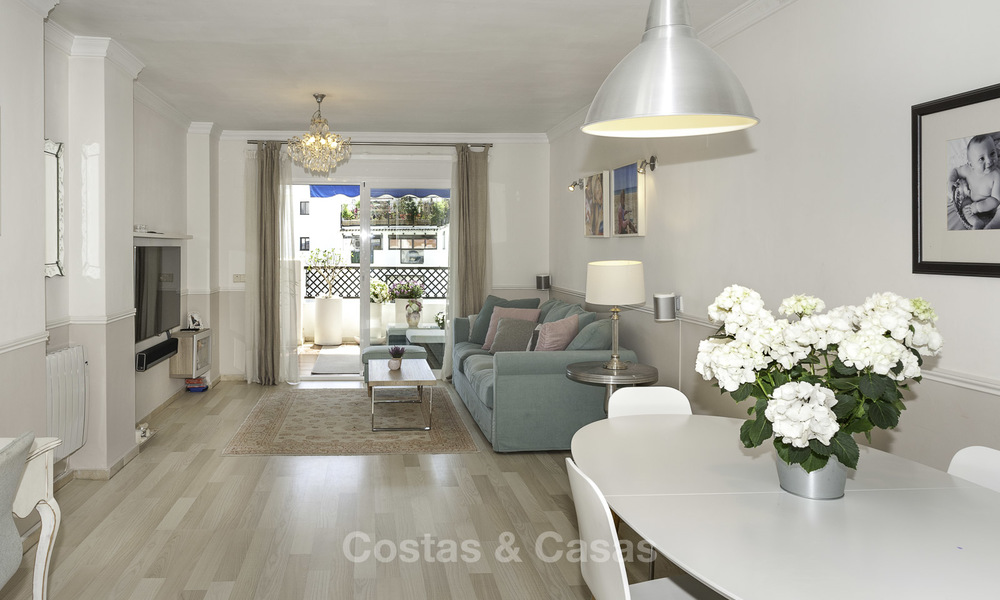 Appartements à vendre au cœur de Puerto Banus, Marbella 11732