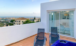 Maison jumelée et penthouse à vendre avec vue sur la mer à Marbella - Benahavis 29326 