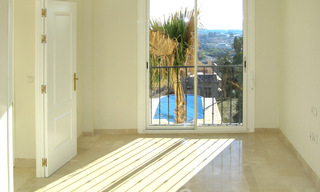 Maison jumelée et penthouse à vendre avec vue sur la mer à Marbella - Benahavis 29440 