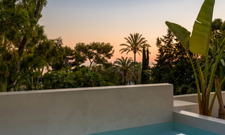 Exquise villa de luxe moderne à vendre, au bord de la plage à Los Monteros, Marbella Est 26649 